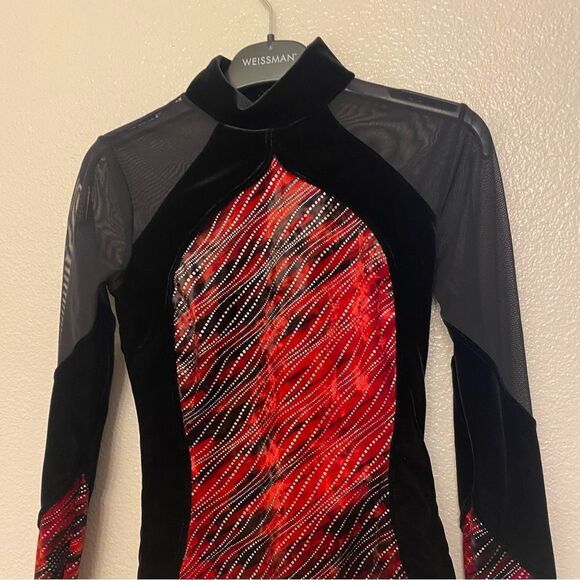 WEISSMAN Dance Costume Red velvet unitard Electric Daisy Violin 12689 Child LC - Picture 4 of 9